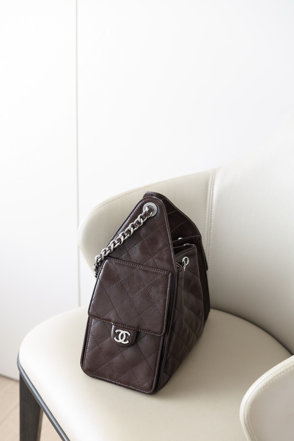 Chanel 25 Small Dark Burgundy Grained Calf Leather Shoulder Bag with Silver Hardware