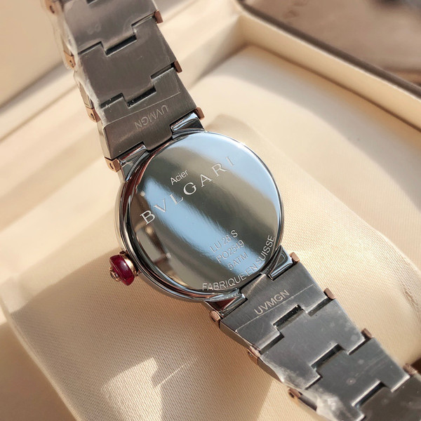 Bvlgari Lvcea Quartz Watch Diamond Index with White Mother-of-Pearl Dial Steel and Rose Gold Bracelet 28cm