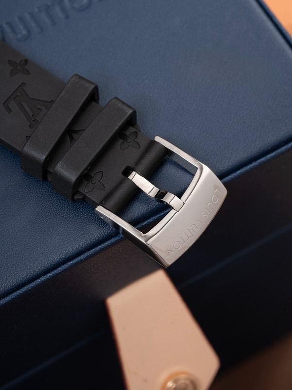 Louis Vuitton Tambour Horizon Light Up Smartwatch my travel