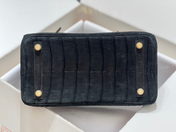Hermès Birkin 30 Matte Crocodile Gold Hardware