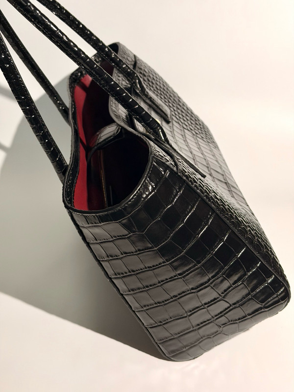 Chanel Executive Cerf Tote Black Shiny Crocodile Gold Hardware