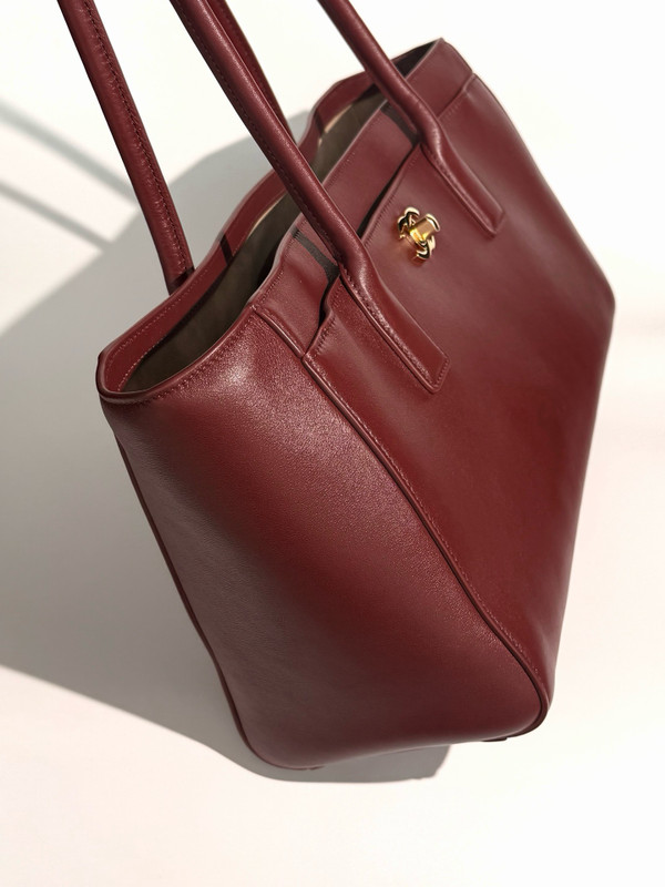 Chanel Vintage Burgundy Caviar/Smooth Calfskin East-West Tote Bag with GHW