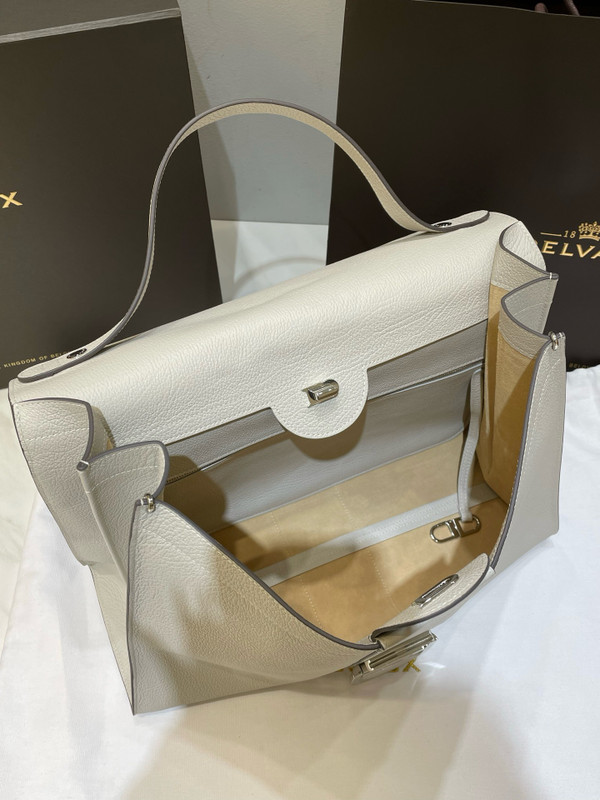 Delvaux Brillant Tempo Large Sand Allure Calf, Gold Hardware