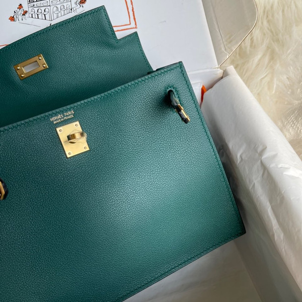 Hermes Kelly Dance Evercolor Leather Gold Hardware