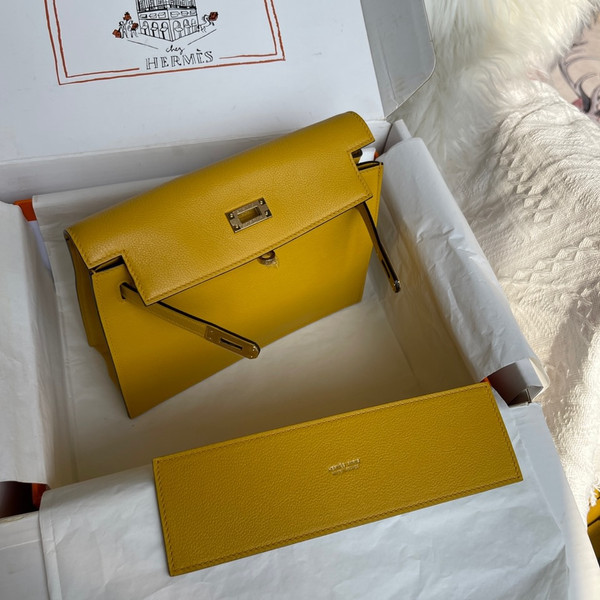 Hermes Kelly Dance Evercolor Leather Gold  Hardware
