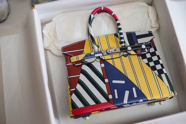 Luxury goods market in the Asia-Pacific region - statistics & facts