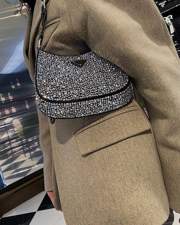 The 8 Biggest Handbag Trends We're Bookmarking for 2022