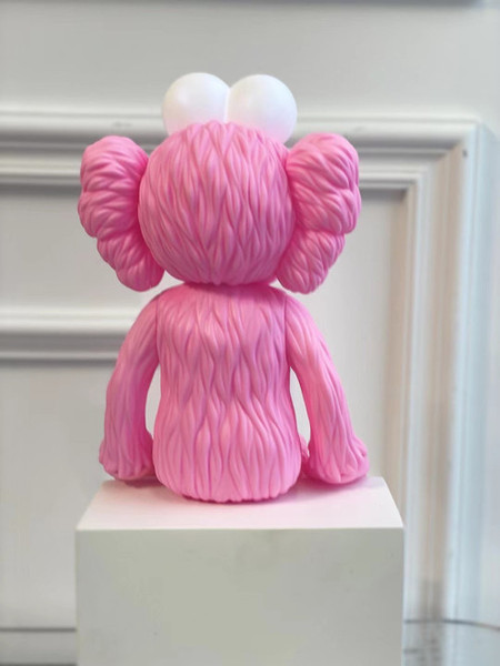 KAWS 