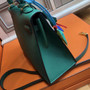 Hermes U4 Vert vertigao  Kelly 25 cm Epsom Gold Hardware