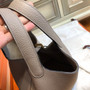 Hermes Q1 Sauge  Picotin Lock 18 Togo Leather Bag