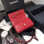 CHANEL 19 Wallet on Chain Red