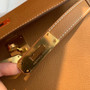Hermes Gold Kelly 28 cm Epsom Gold Hardware Hermes Gold Kelly 28 cm Epsom Gold Hardware