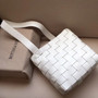 Bottega Veneta MAXI SHOULDER BAG WHITE Bottega Veneta MAXI SHOULDER BAG WHITE