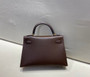 Hermès 46 Ebene/Orange Mini Kelly Pochette Chevre Mysore Leather  Gold hardware