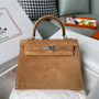 Hermès Kelly 25 Sellier Gold Suede Palladium, Hardware