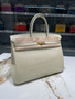 HERMÈS Craie Alligator Birkin 40 Gold Hardware  HERMÈS Craie Alligator Birkin 40 Gold Hardware