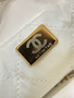 CHANEL 22 MINI HANDBAG   Shiny Calfskin & Gold-Tone Metal  White