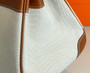 Hermès Birkin 35 – Canvas Fauve Barenia GHW