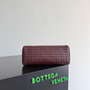Bottega Veneta Large Leather Nodo Pouch (Barolo / Deep Bordeaux)
