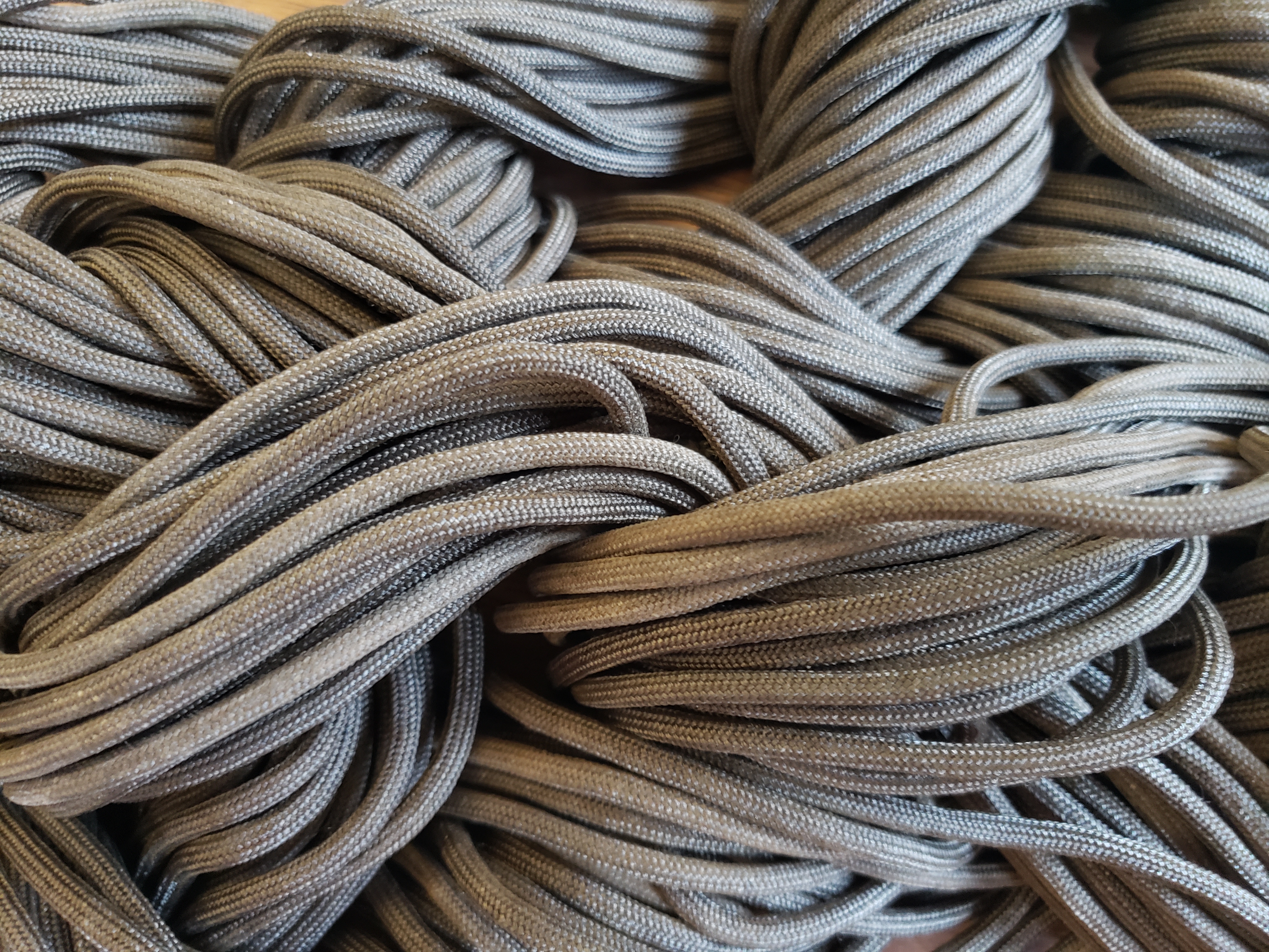 Wilderness Endeavors: The Many Uses of Paracord – Ravenox