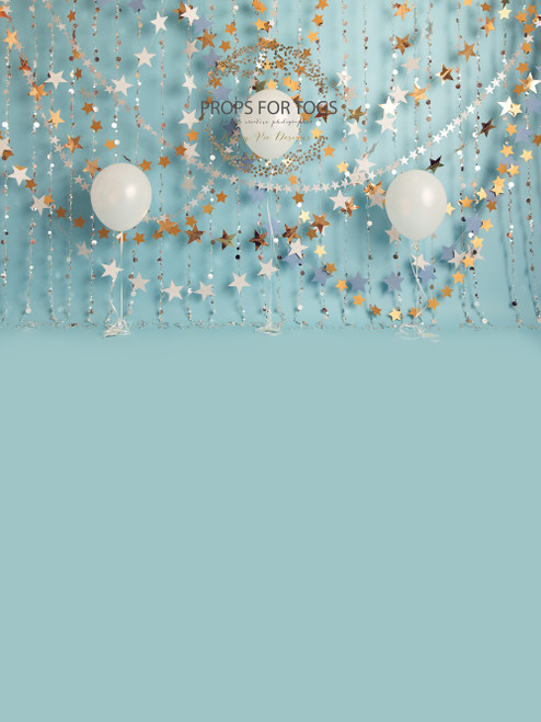 Teal Star Garlands and Balloons