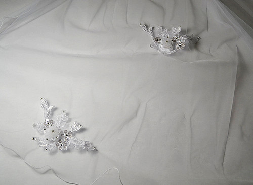 30" Long White One-Tier Bridal Wedding Embroidered Veils