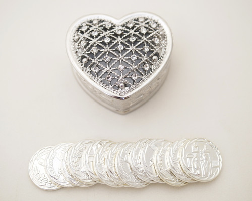 1.5" Silver Heart Arras Box and Coin Set with Rhinestones