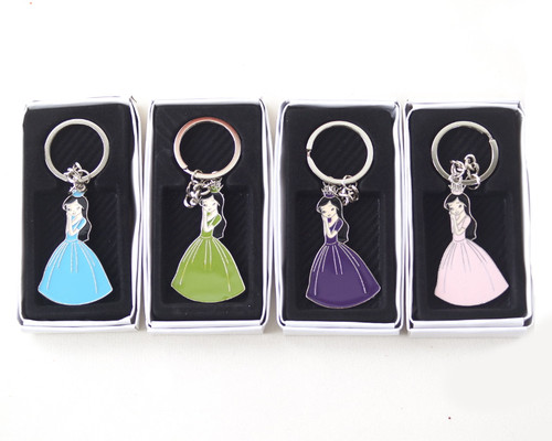 White Quinceanera Metal Keychain - Pack of 12