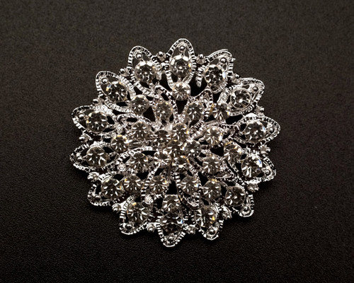 1 1/2" Silver Round Rhinestone Fashion Brooch Pin - Pack of 12 (BHB032)