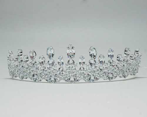 1 1/2" Silver Tiara with Clear Gem Stones (TX033)