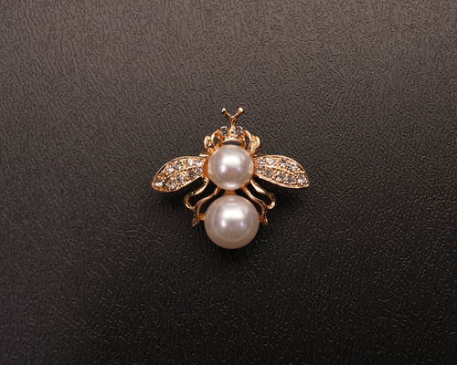 1 3/8"x 1 1/4" Old Gold Dainty Bee-Like Pearl Brooch witth Studded Wings - Pack of 12