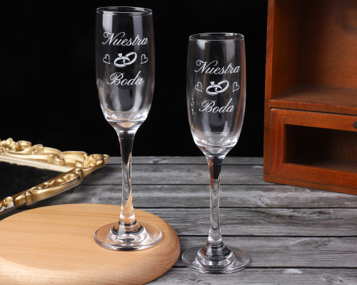 8.5" Clear Glass Wedding "Nuestra Boda" Heart Design Champagne Flutes - Pack of 6