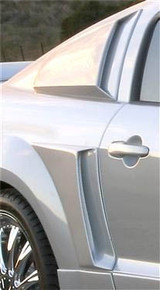 05-09 Ford Mustang Lufteinlass Seitenwand hinten Unten Links