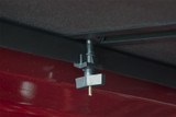 Dodge, Ram (Crew Cab Pickup - Bed Length: 67.4Inch) Extang Solid Fold 2.0 Ladeflächenabdeckung zum Falten - 170cm MIT Rambox