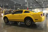 05-14 Ford Mustang Schienen für Wagenheber Links und Rechts