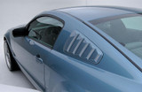 05-09 Ford Mustang Aufsatz für Scheibe Hinten Links und Rechts