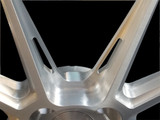 07-23 Ford Mustang (2.3, 4.0, 5.0) Felgensatz - Shelby Next Gen - Schmiedefelgen - 9,5x20 & 11x20 - Silber Gebürstet Vorne und hinten