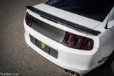 10-14 Ford Mustang Heckblende - Carbon - LG271 - V2 Hinten