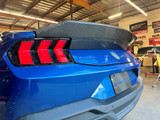 24-26 Ford Mustang (Coupe) Heckspoiler - OEM Ersatz - Carbon Hinten