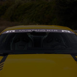 24-26 Ford Mustang Windschutzscheibenbanner - MUSTANG RTR - Weiß
