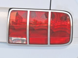 05-09 Ford Mustang Rahmen für Rücklicht