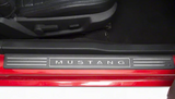 05-09 Ford Mustang Einlage für Einstiegsleiste - Einsatz für Buchstaben - Chrom