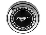 71-73 Ford Mustang Tankdeckel - mit Entlüftung - Chrom - Running Pony - ohne Fangseil