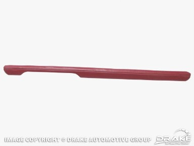67-68 Ford Mustang Armaturenbrett - Unterhalb Handschuhfach - Rot