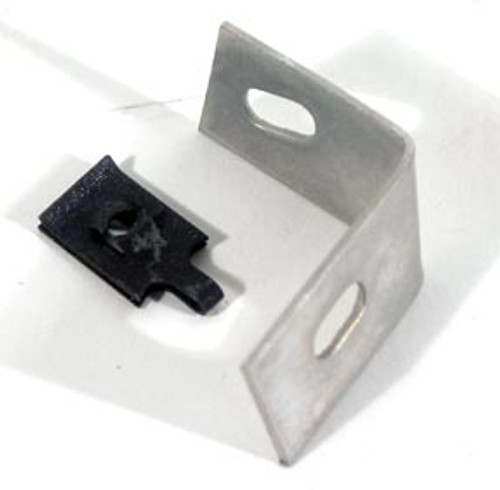 56-62 Chevrolet Corvette Antennenhalter Unten