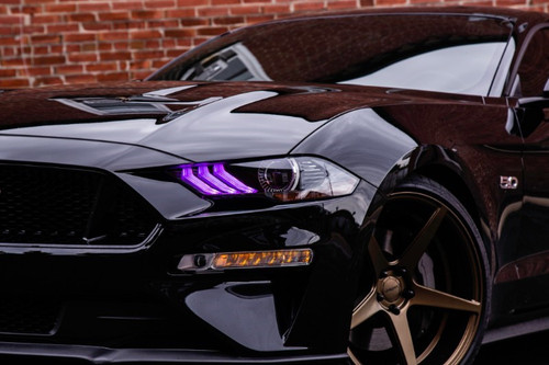 18-23 Ford Mustang Umrüstsatz Hauptscheinwerfer - Multicolor mit Blinker (EU) Innen