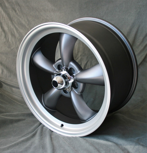 05-23 Ford Mustang Felge - Torq Thrust Style - Aluminium - 9 x 19 Zoll -  ET 45 - Anthrazit - Mit TÜV