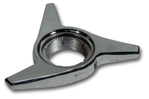 63-66 Chevrolet Corvette Base Zentralverschluss (Spinner) für Rad Rechts
