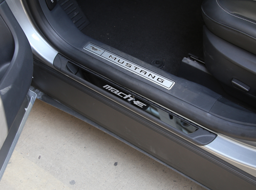 21-23 Ford Mustang Mach-E Einstiegsleistensatz - Mach E - Schwarz Links und Rechts