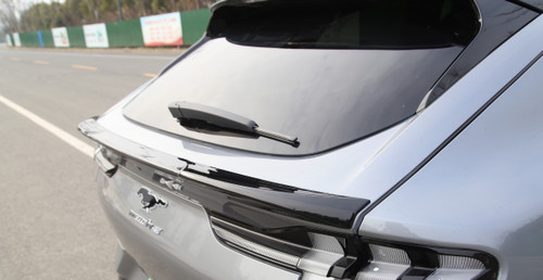 21-23 Ford Mustang Mach-E Spoiler - OE Style - Schwarz Glanz Hinten